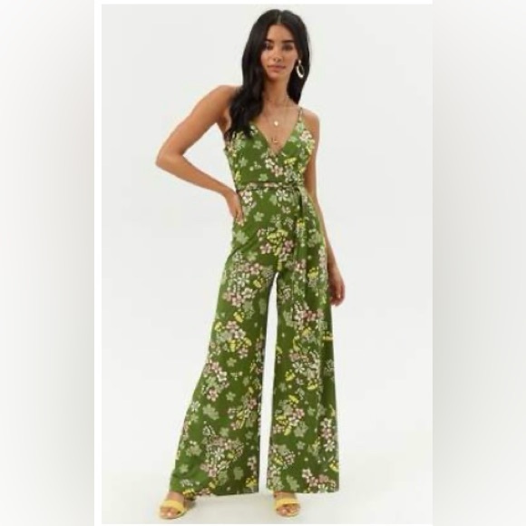 Forever 21 Pants - Forever 21 Green Floral Pantsuit  Wide leg Spring V Neck Boho Size S